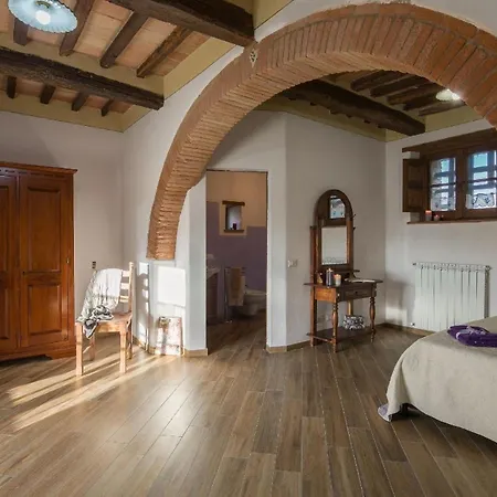 Holiday home Ferienhaus Fuer 19 Personen In Cignano, Trasimenischer See